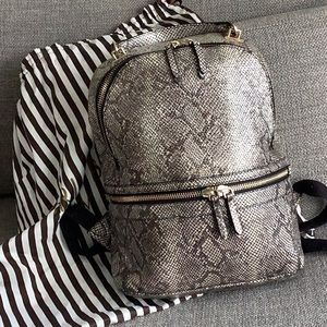 💫HENRI BENDEL💫 SOHO Snake-print Backpack